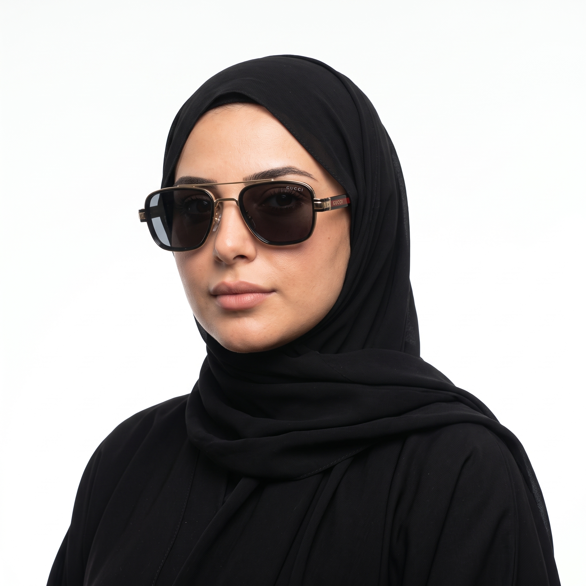 جوتشي اسود ذهبي - نظارات شمسية - موديل